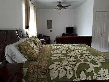 Volcano Acres Ranch Bed And Breakfast