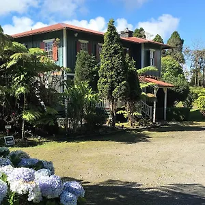 Bed & Breakfast Aloha Happy Place, Volcano