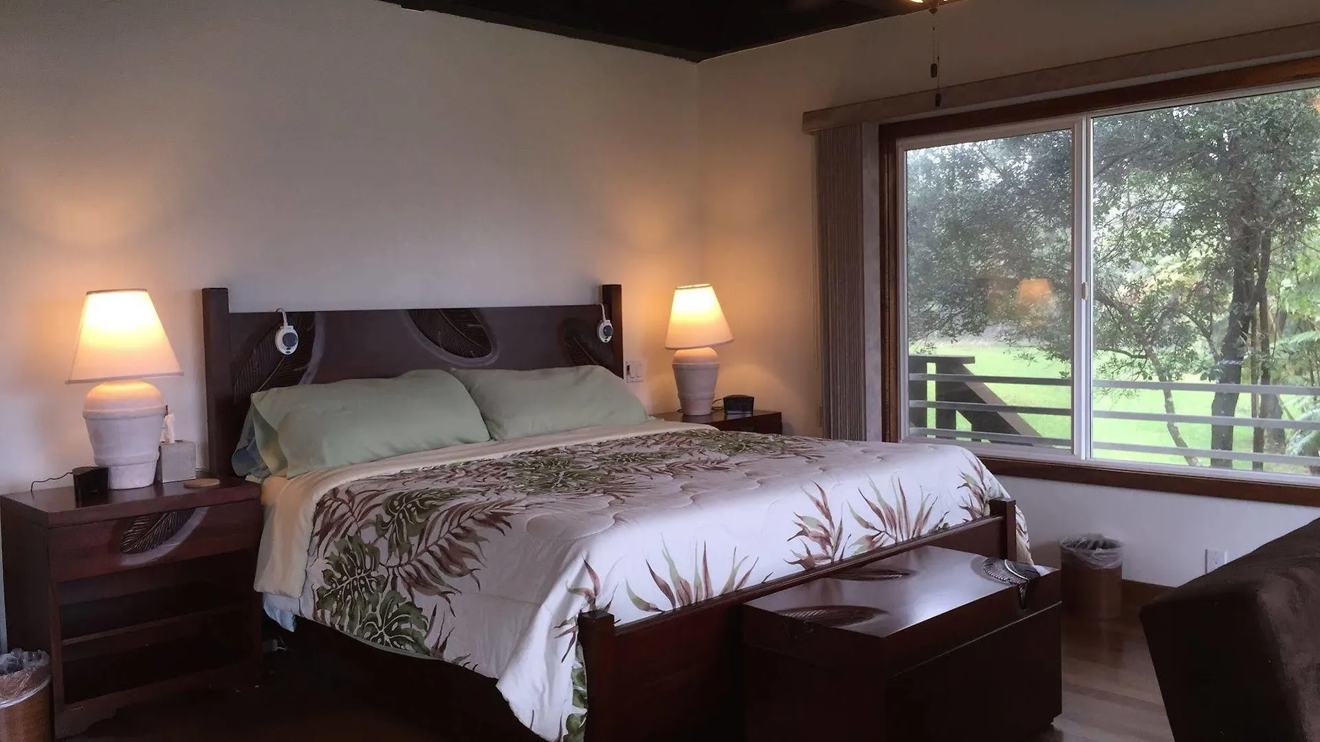 *** Bed & Breakfast Volcano Acres Ranch Bed And Breakfast United States
